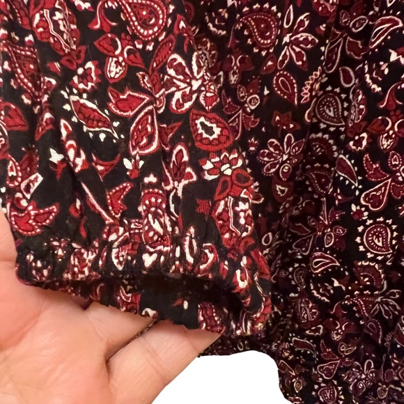 Michael Kors Women’s Scoop Neck Peasant Blouse Paisley Print Size PM - Picture 3 of 8